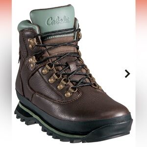 Cabela’s Rimrock Hiking Boots